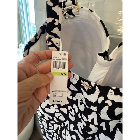 Black White Animal Print One Piece Swimsuit 18W Underwire Adjustable Straps NWT - Picture 3 of 6
